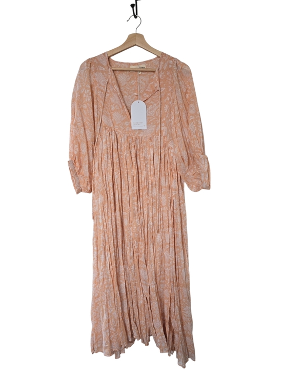 DAUGHTERS OF INDIA Kyra Midi Dress Apricot Blush Small NWT - Picture 9 of 10